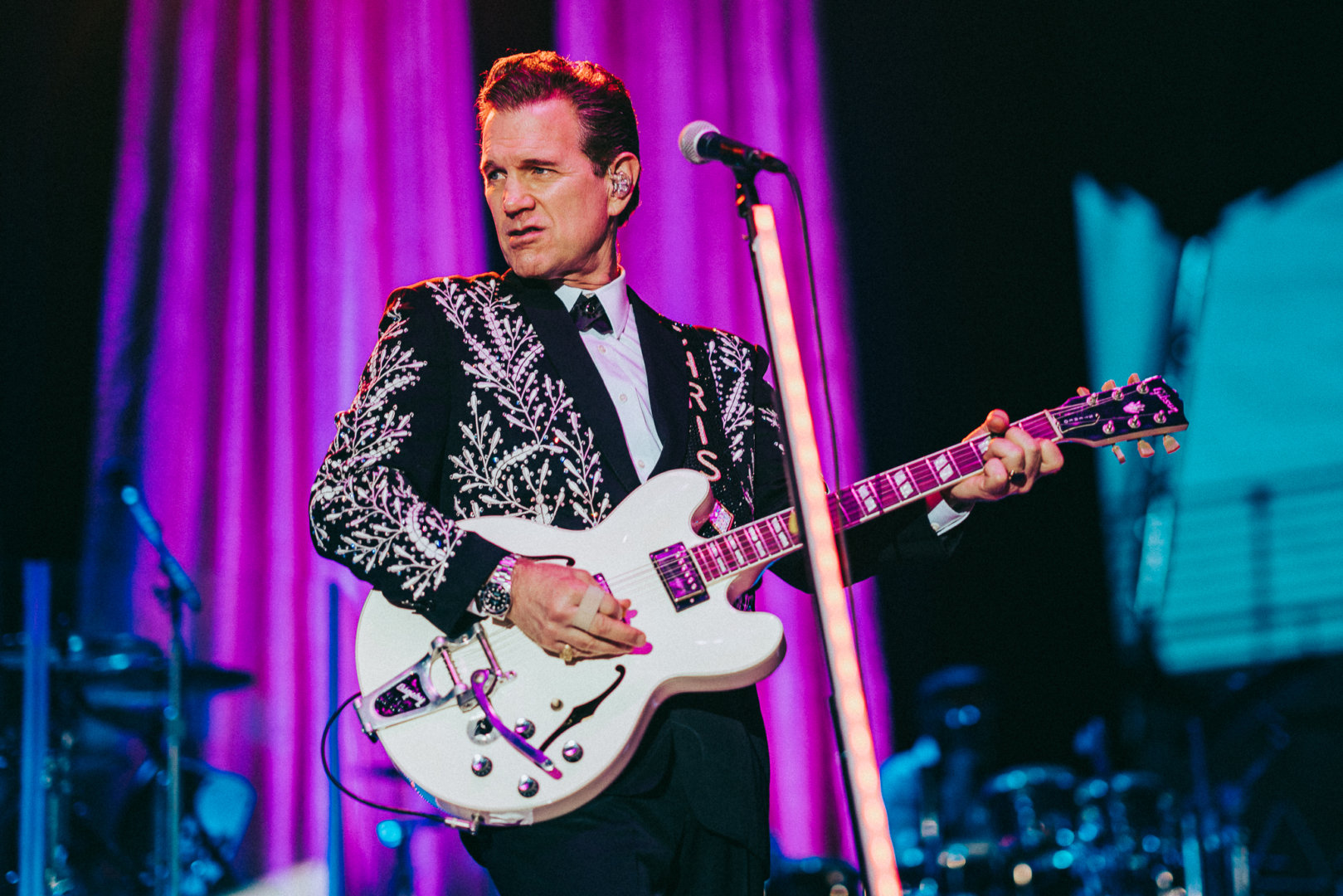 Chris Isaak